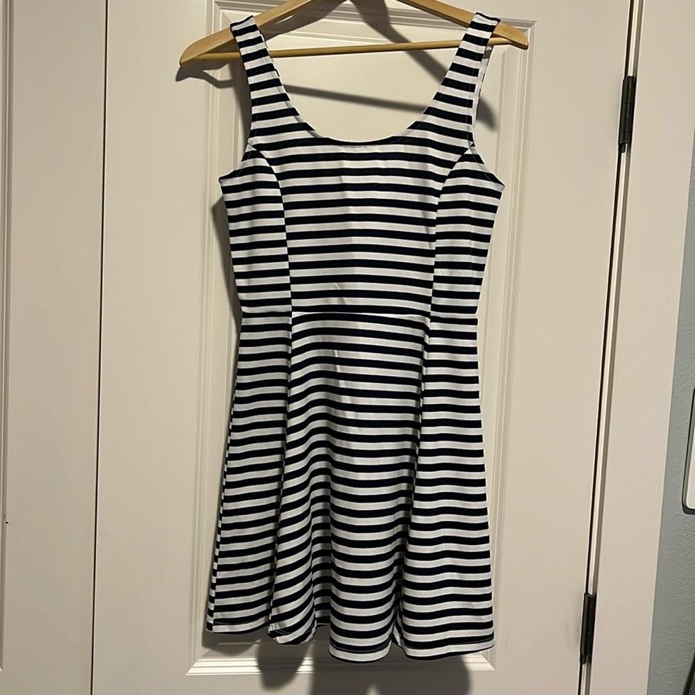 HNM divided skater dress
